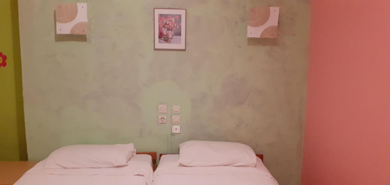 Hotel Pame Pantheos Kamena Vourla Exteriér fotografie